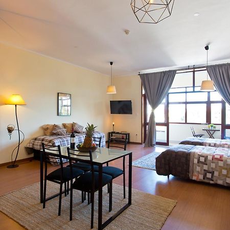 Cozy Sunny Flats By Hostwise Apartment Порто Екстериор снимка