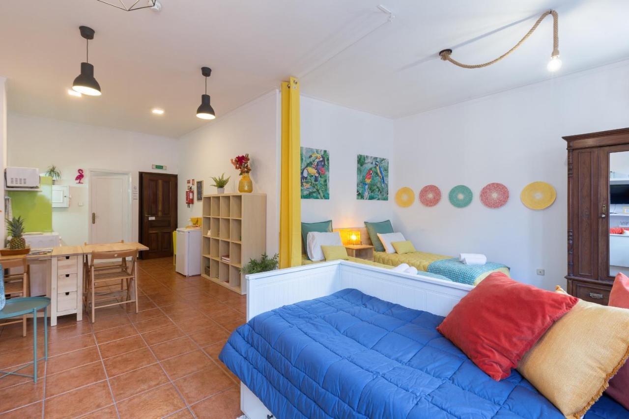 Cozy Sunny Flats By Hostwise Apartment Порто Екстериор снимка