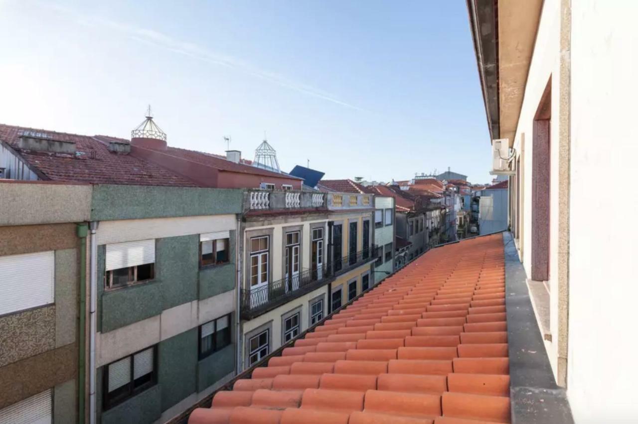 Cozy Sunny Flats By Hostwise Apartment Порто Екстериор снимка